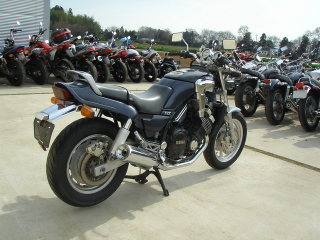 Купить мотоцикл Yamaha FZX750-2 1993 фото 7